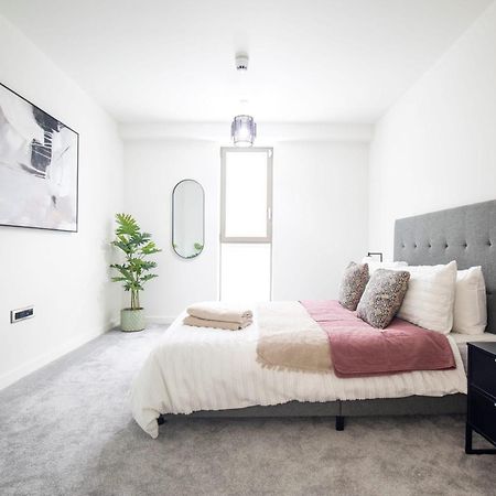 Villa Luxury Free Parking Townhouse Manchester Exterior foto