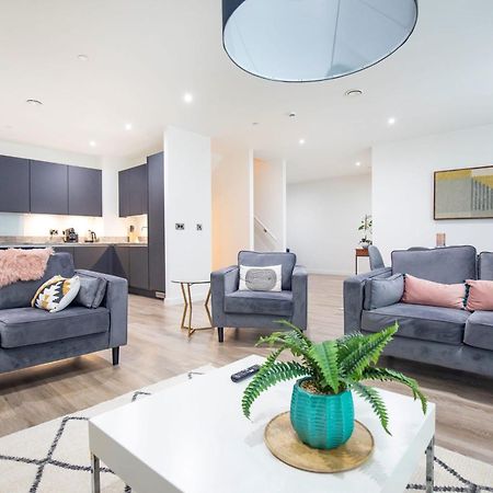 Villa Luxury Free Parking Townhouse Manchester Exterior foto