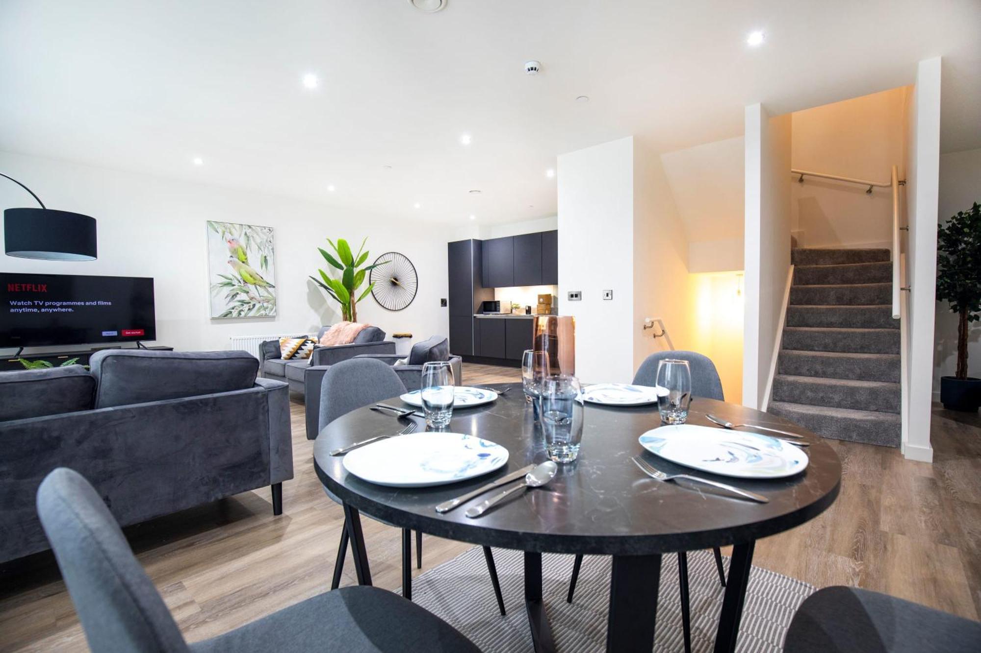 Villa Luxury Free Parking Townhouse Manchester Exterior foto